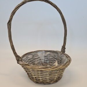 Round Natural Basket with Handle